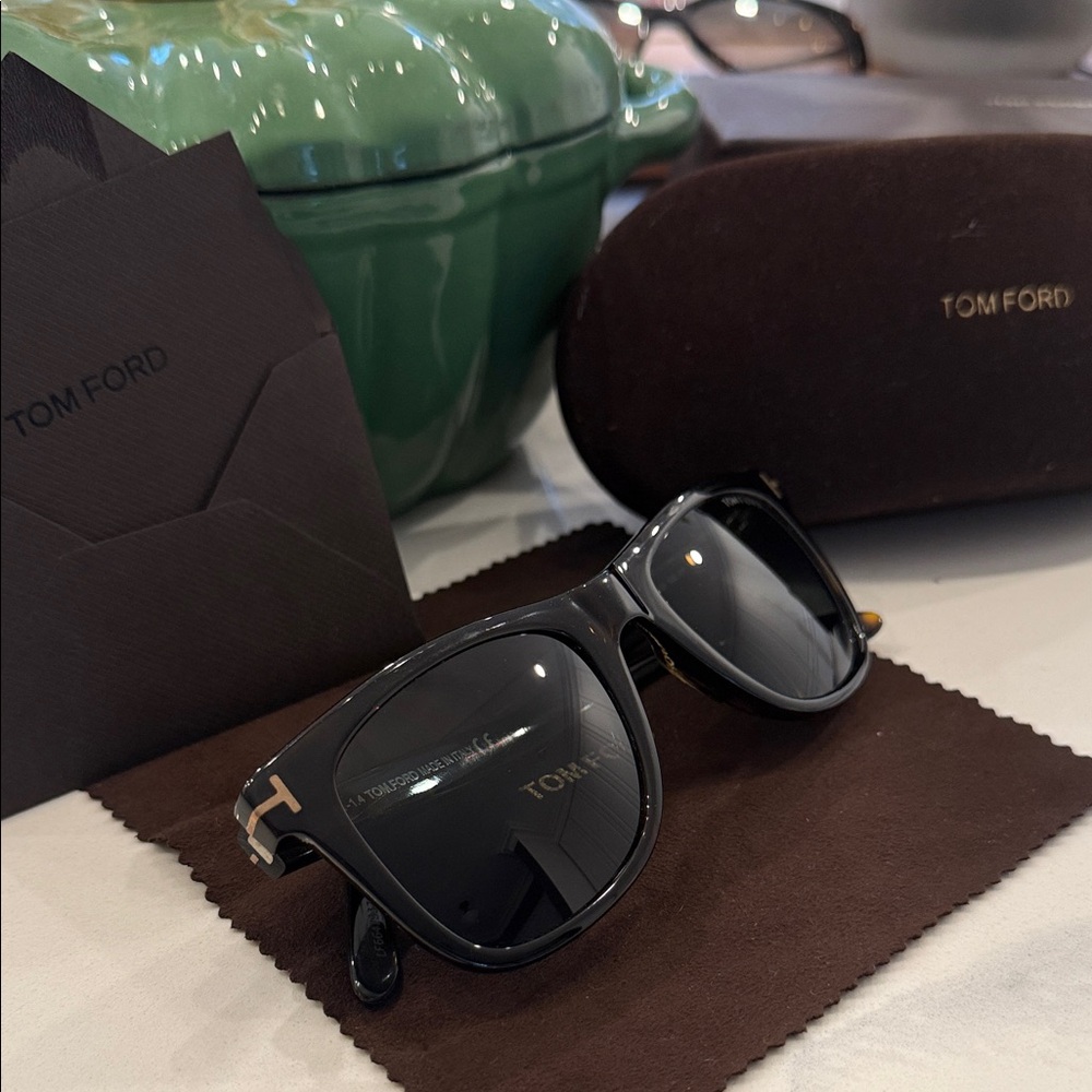 Authentic Tom Ford - Leo TF336 56R Polarized 52 21 145